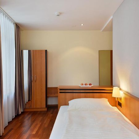 Apart Hotel Amadeo Zofingen Exteriör bild