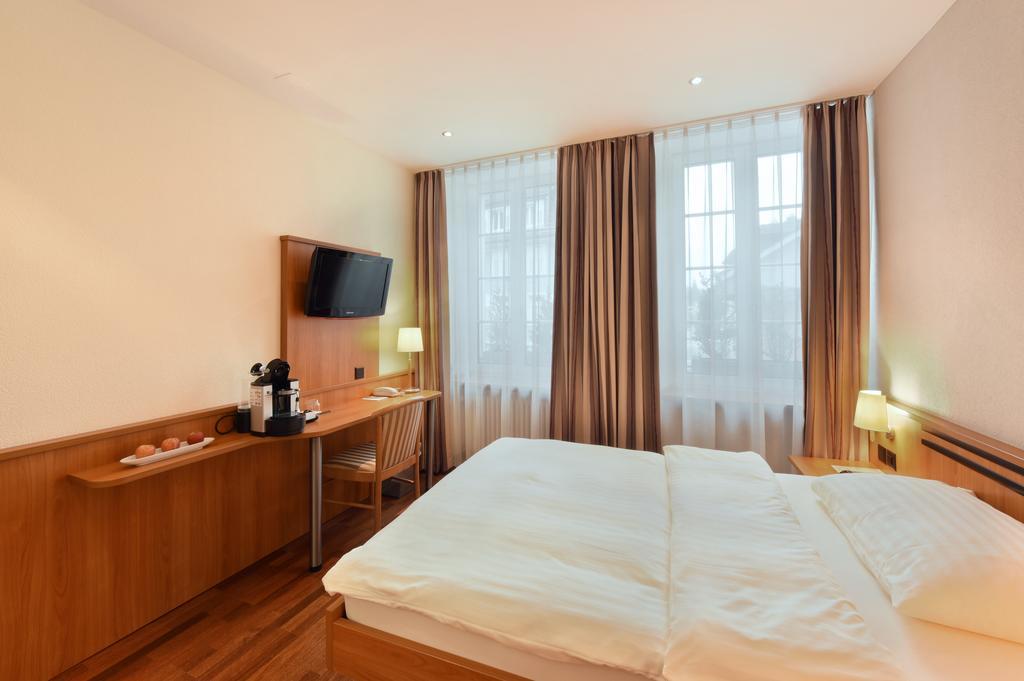 Apart Hotel Amadeo Zofingen Exteriör bild