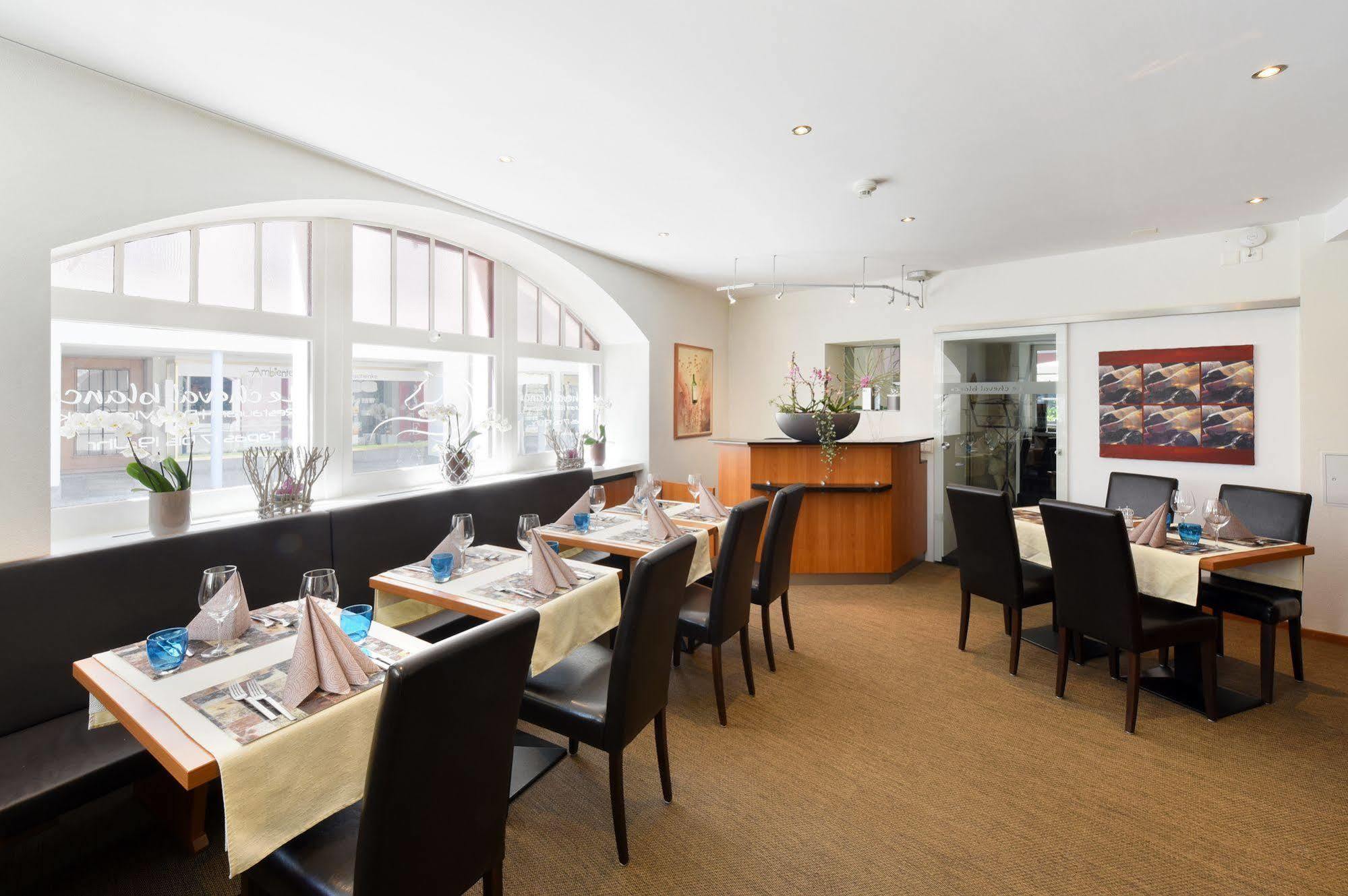 Apart Hotel Amadeo Zofingen Exteriör bild